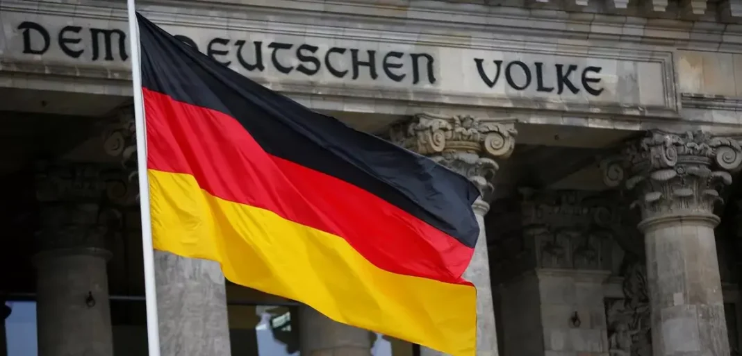 Alemanha prende grupo extremista suspeito de planejar golpe para restaurar ideologia nazista