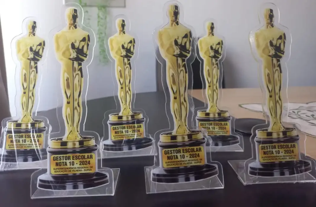 Super de Vilhena homenageia gestores com entrega do prêmio “Gestor Escolar Nota 10”