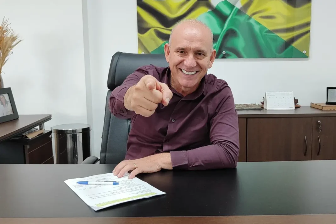 No aniversário de 47 anos de Vilhena, deputado Ezequiel Neiva anuncia mais R$ 4 milhões para cirurgias em 2025