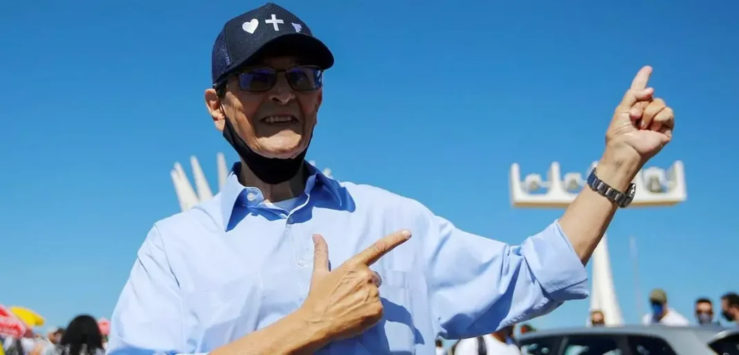 Roberto Jefferson é condenado a nove anos de prisão