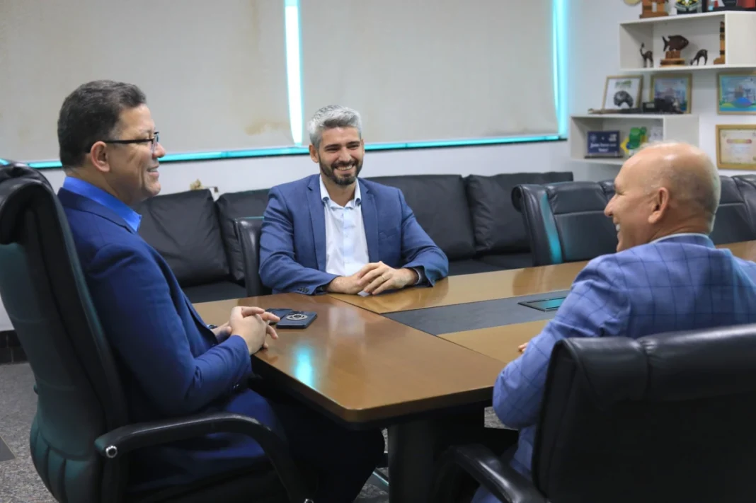 Parceria entre Ezequiel Neiva e governador garante quase R$ 2 milhões para Cerejeiras