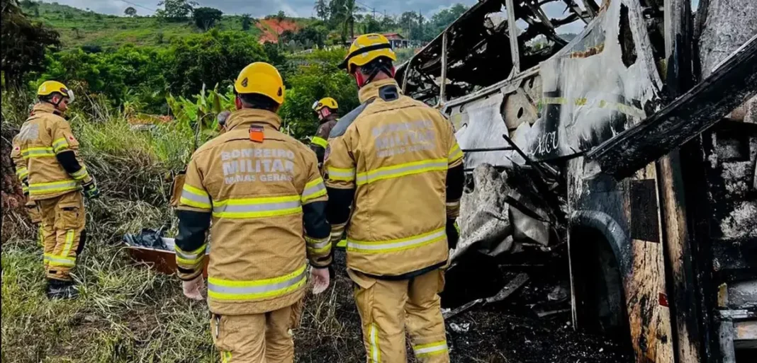 Polícia pede prisão de motorista de caminhão envolvido em acidente que deixou 41 mortos