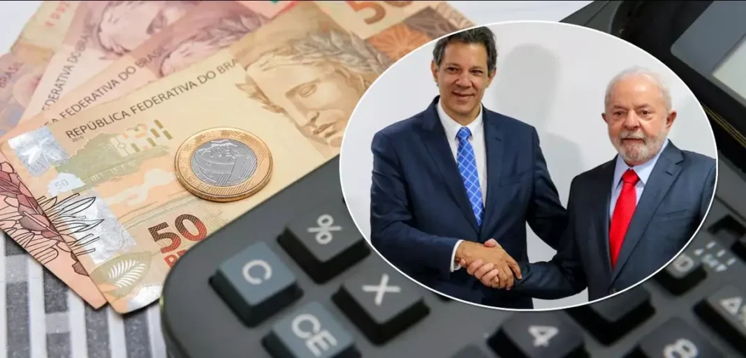 Lula assina decreto que eleva salário mínimo para R$ 1.518