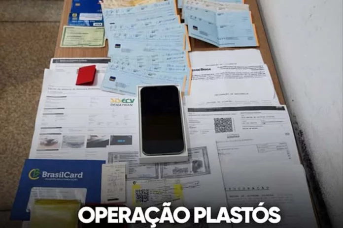 plastos