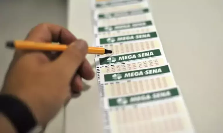 Mega-Sena acumula em R$ 32 milhões