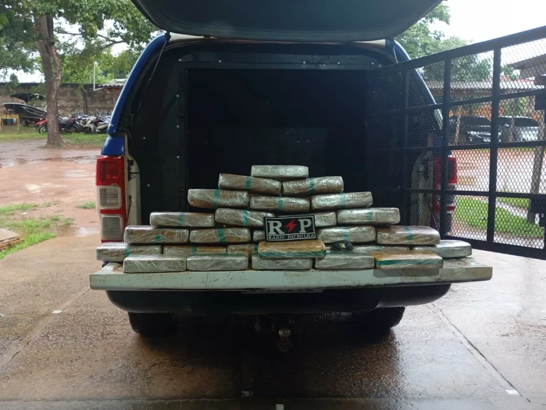 Rondônia: dupla é flagrada com mais de 30 kg de drogas