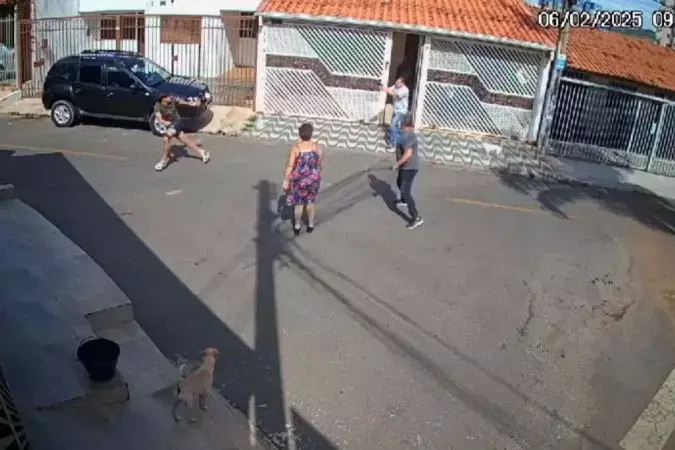 VÍDEO – Motorista é morto a tiros por vizinho durante briga