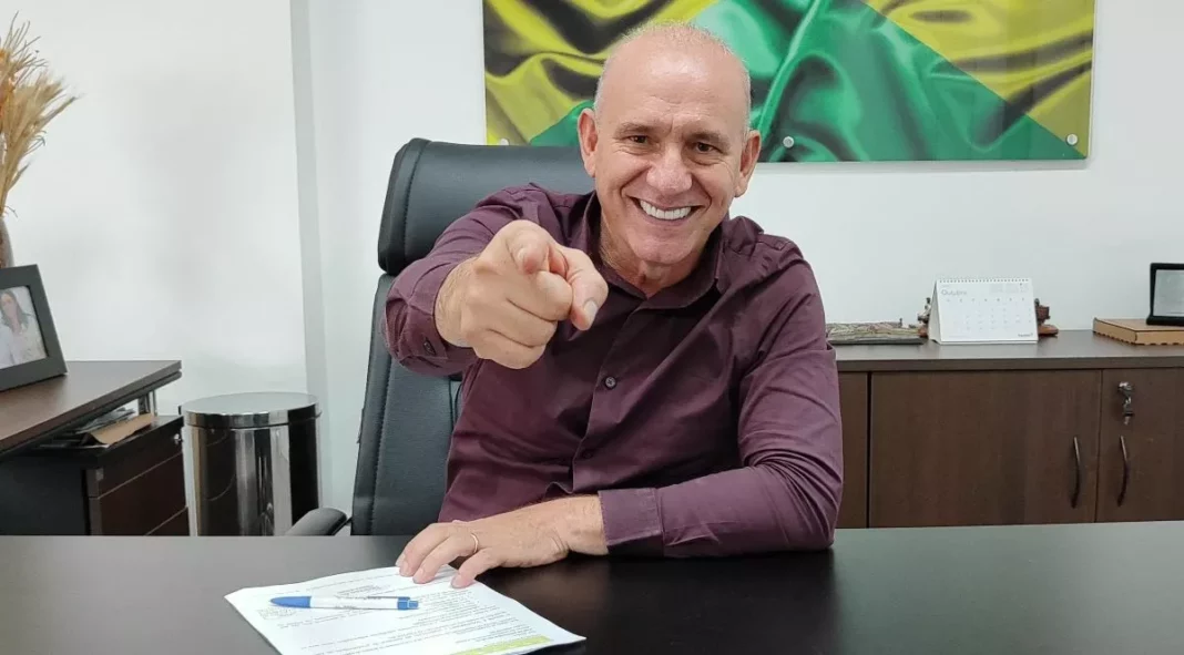 Ezequiel Neiva viabiliza recurso para implantação de Equoterapia na Apae de Cerejeiras