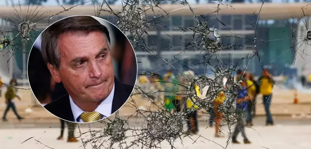 Réu confesso:Bolsonaro admite que imprimiu minuta de golpe (Vídeo)