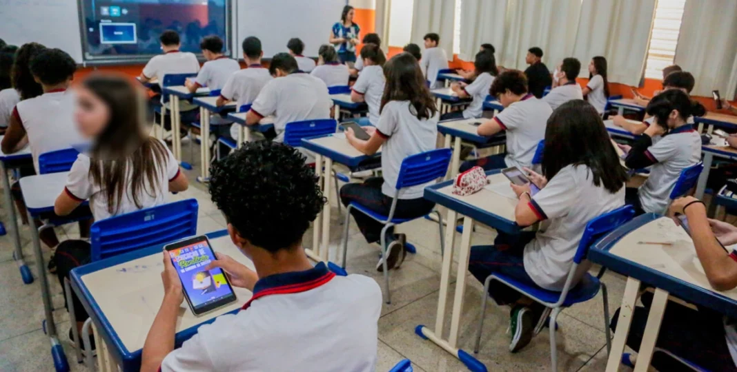 Governo publica edital de seleção para serviço voluntário de apoio a setores da Educação com diária de R$ 70