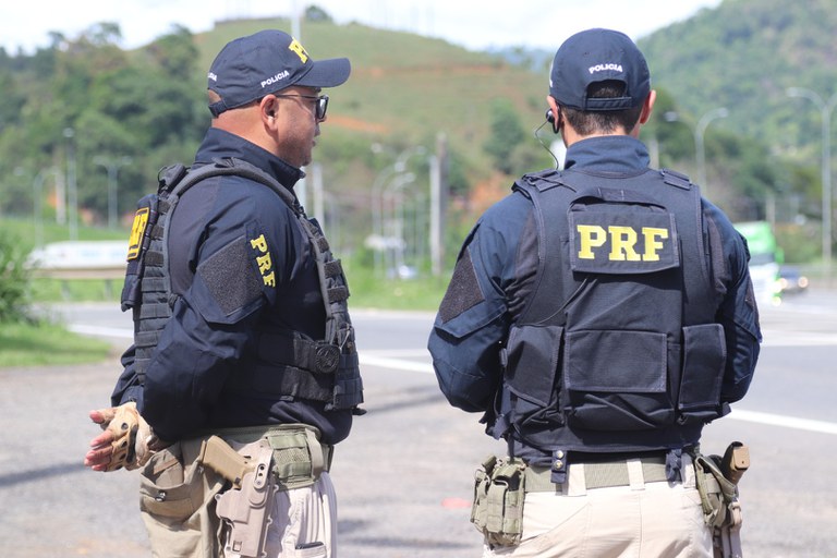 PRF em Rondônia realiza 2 prisões em flagrante por tráfico de drogas dentro de 15 minutos