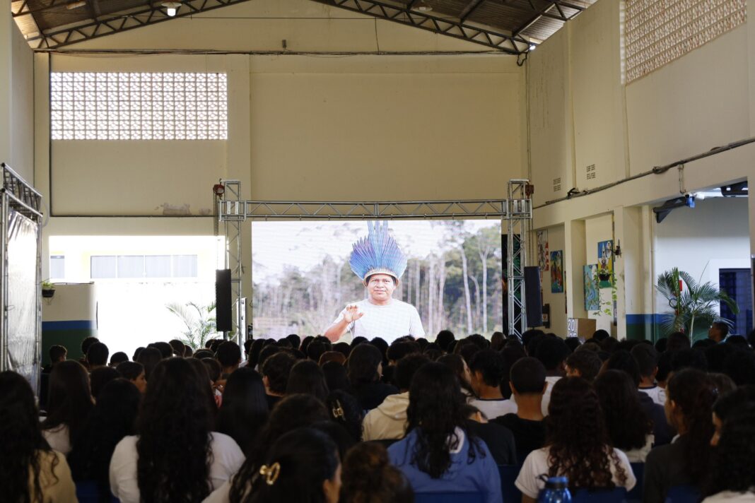 Documentário “Portal da Amazônia: Memórias de Vilhena” é lançado em escola pública e emociona comunidade