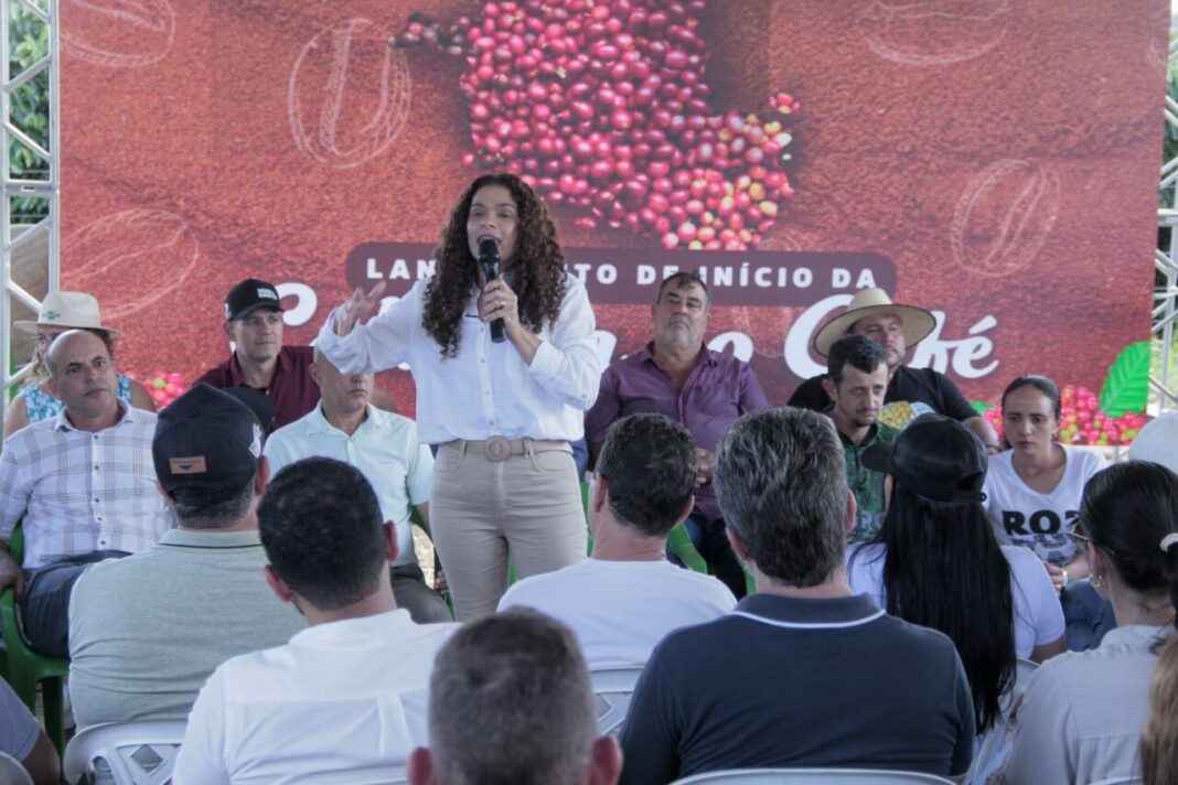 Início da colheita do café evidencia compromisso do governador Marcos Rocha com avanço da cafeicultura