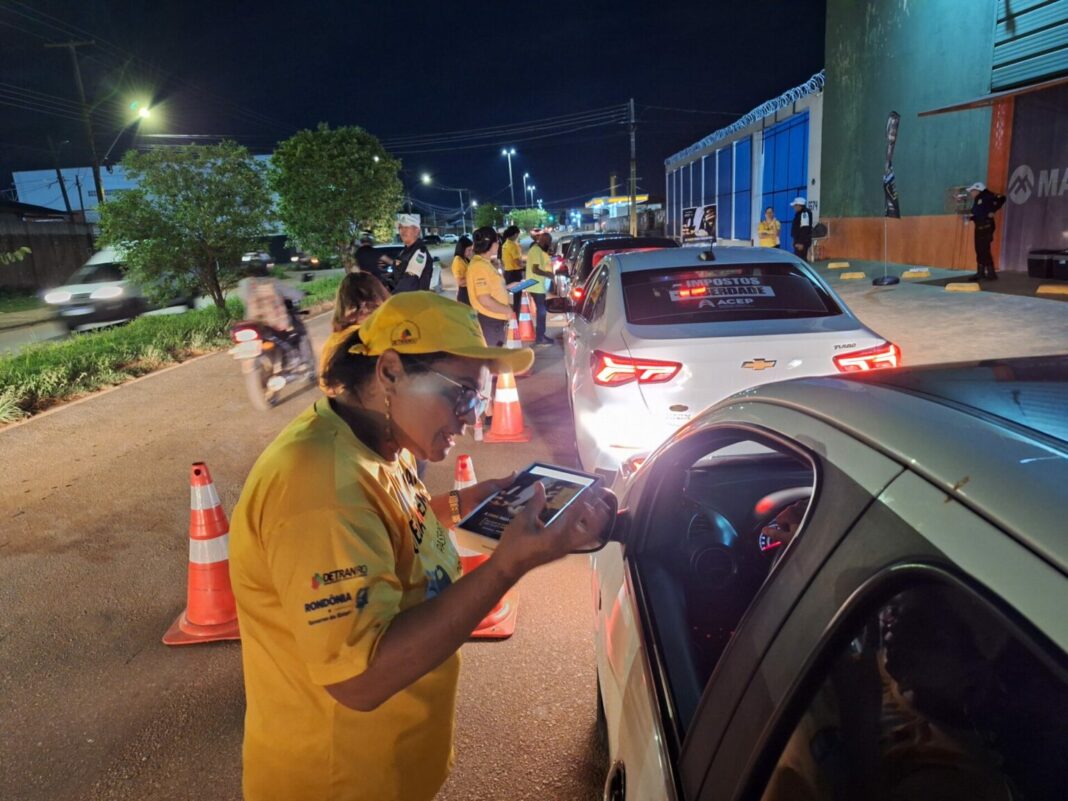 Prazo para licenciamento de veículos com placa final 5 vai até o dia 30 de maio