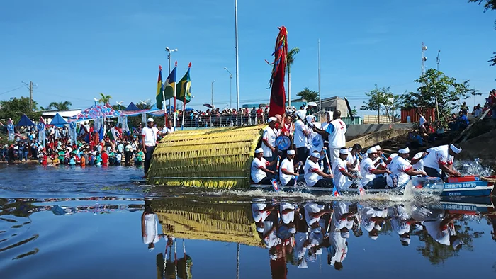 Batelão do Divino Espírito Santo chega a Pimenteiras do Oeste domingo 25 de maio