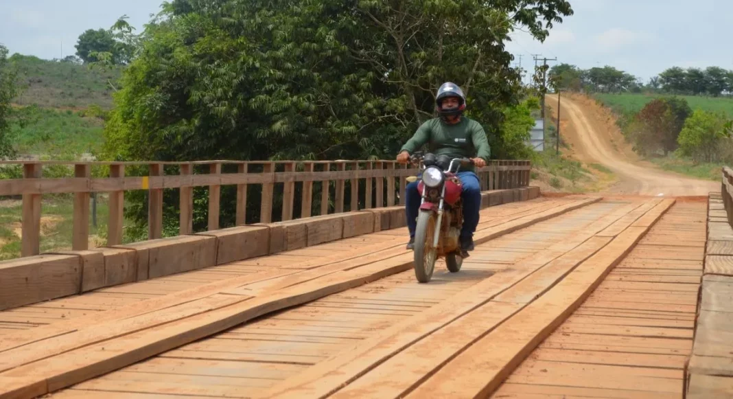 Atuação de Ezequiel Neiva garante nova ponte para Linha LJ-04 em Machadinho do Oeste