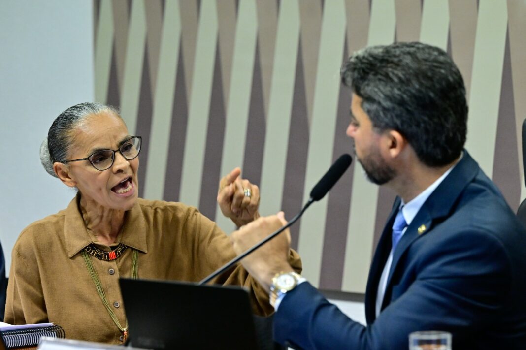 Ataques a Marina Silva, inclusive de senador de Rondônia, expõem novo episódio de machismo contra mulheres