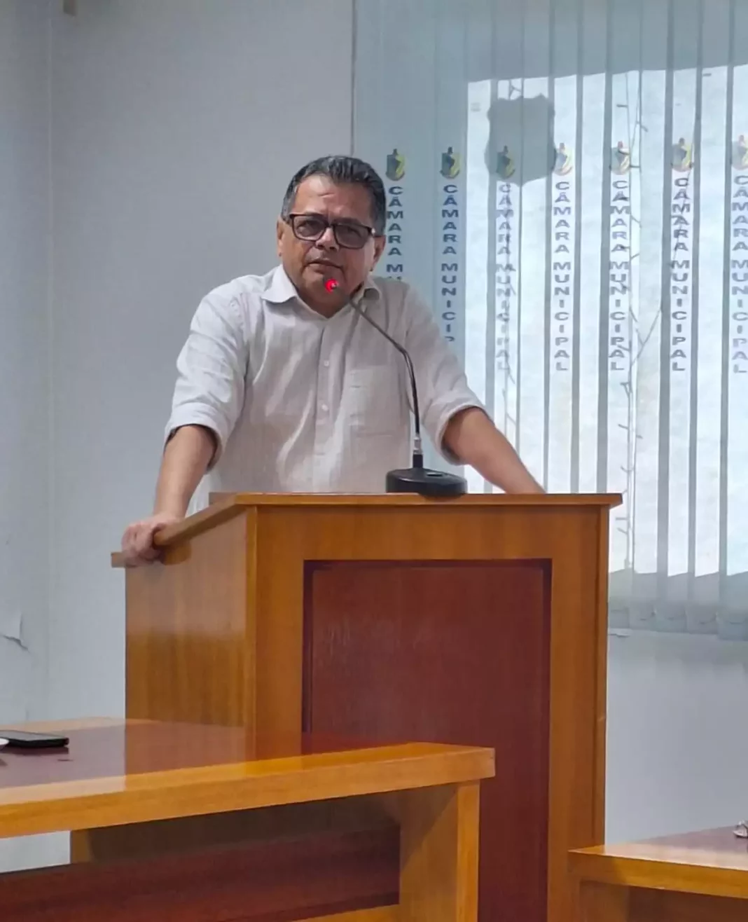 Ex-prefeito acusa oportunismo político e reivindica obra em Colorado