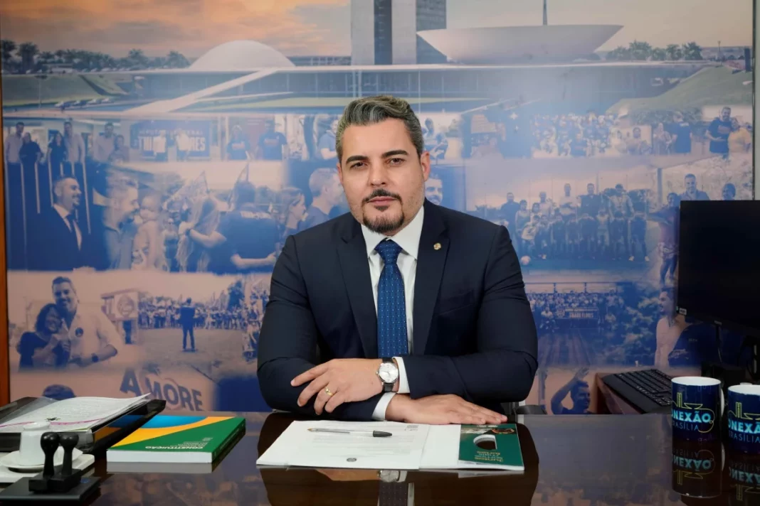 Deputado Thiago Flores cobra providências urgentes do DNIT sobre situação crítica da ponte na BR-364 em Candeias do Jamari