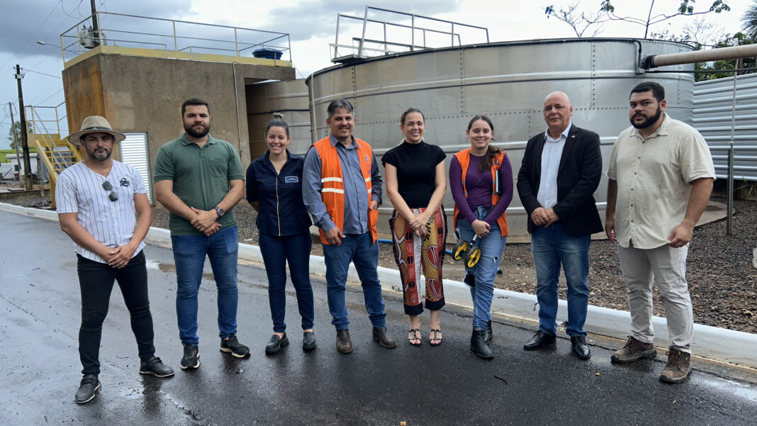 Cláudia de Jesus articula serviços de água e esgoto em Ji-Paraná