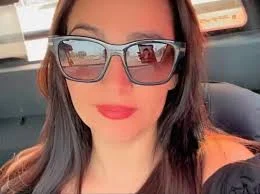 Mulher morre após cair de moto ao passar em quebra-molas em Rondônia — vítima deixa quatro filhos