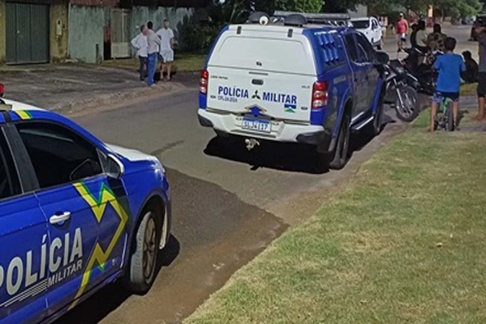 Mulher é executada a tiros na frente dos filhos em Rondônia