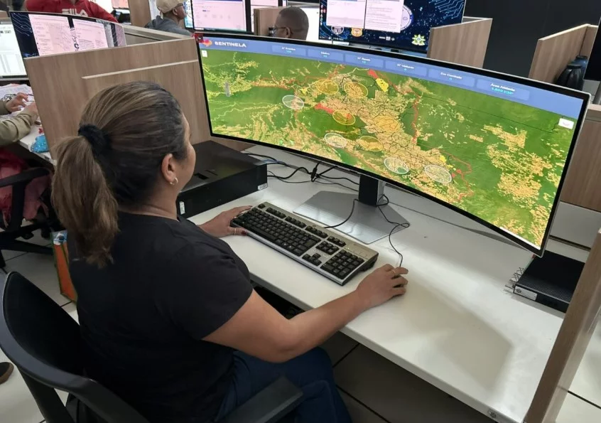Central monitora queimadas em tempo real em Rondônia