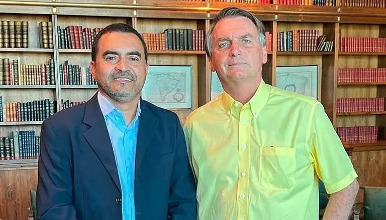 Governador bolsonarista é afastado por desvio de emendas após ação da PF