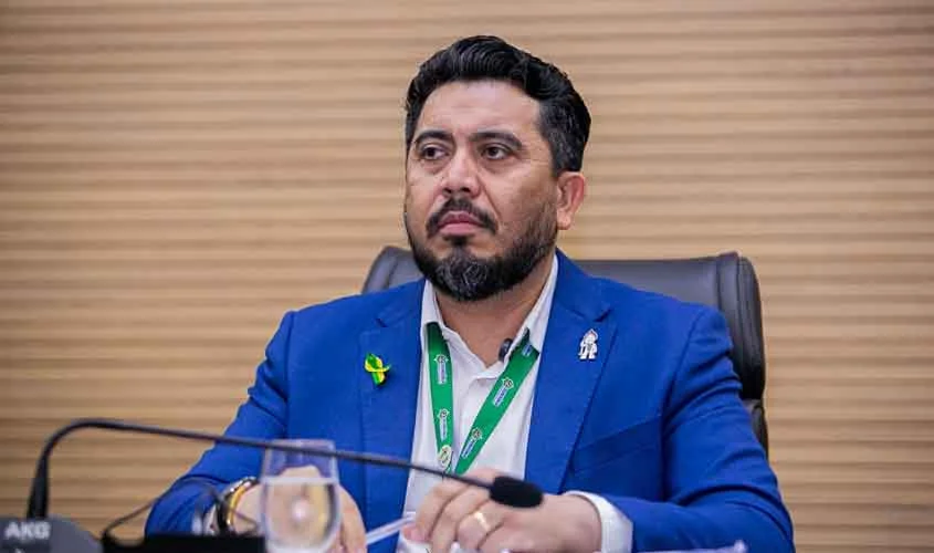 Secretário explica caos na saúde de Rondônia