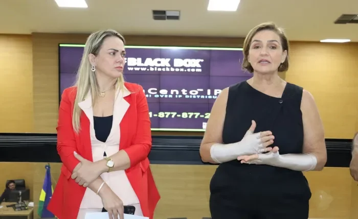 Após cobranças de Cláudia de Jesus e Sintero, Seduc realizará concurso em 2026