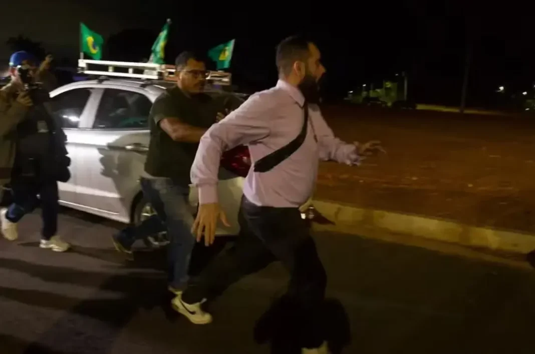 Pastor é agredido ao dizer que Bolsonaro deve ser condenado