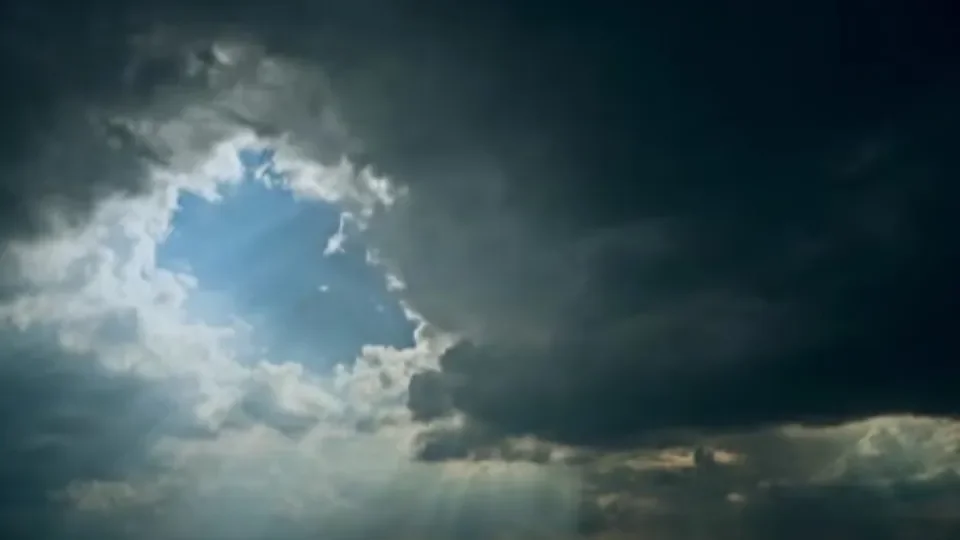 Quinta-feira com alerta de trovoadas e chuvas intensas em Rondônia