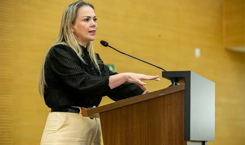 Deputada denuncia mortes por falta de estrutura na saúde de Rondônia