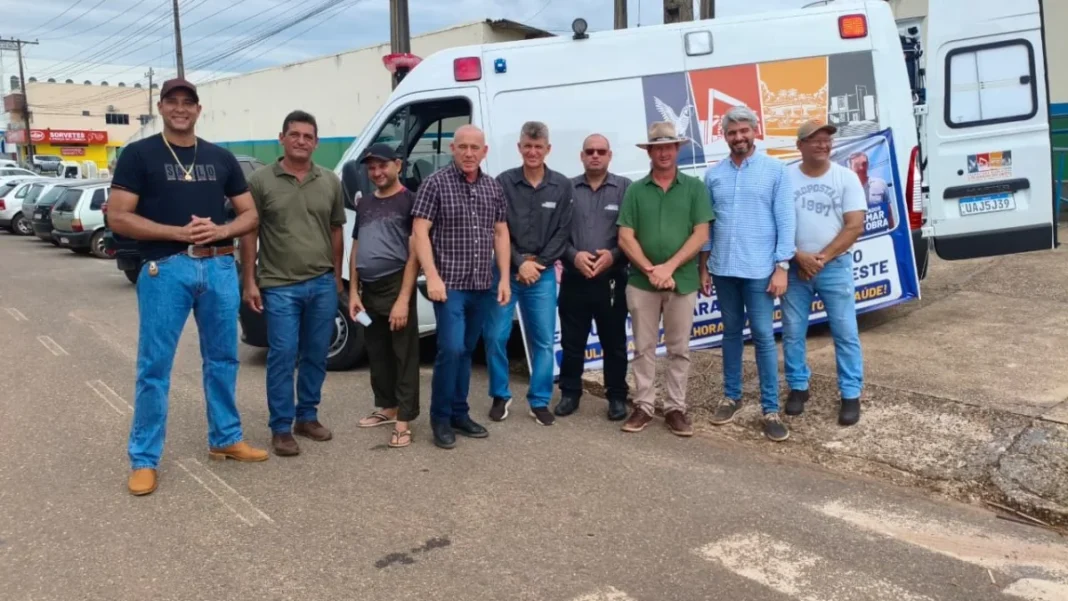 Ezequiel Neiva garante ambulância UTI para Colorado do Oeste