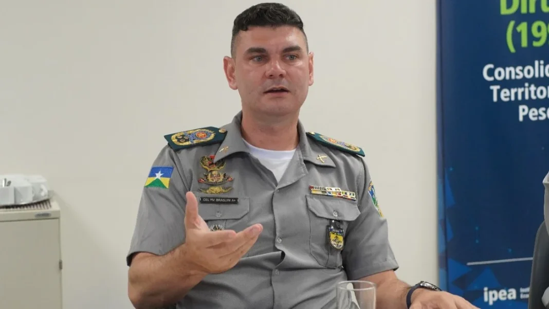 Acusado de agredir mulher, comandante da PM é exonerado em RO