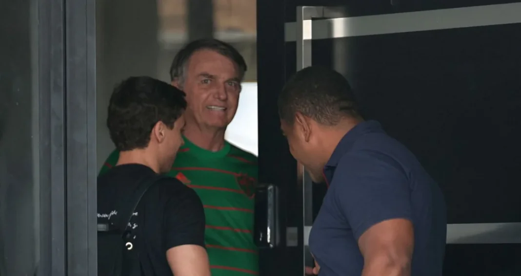 Papudinha vira quartel-general político de Bolsonaro