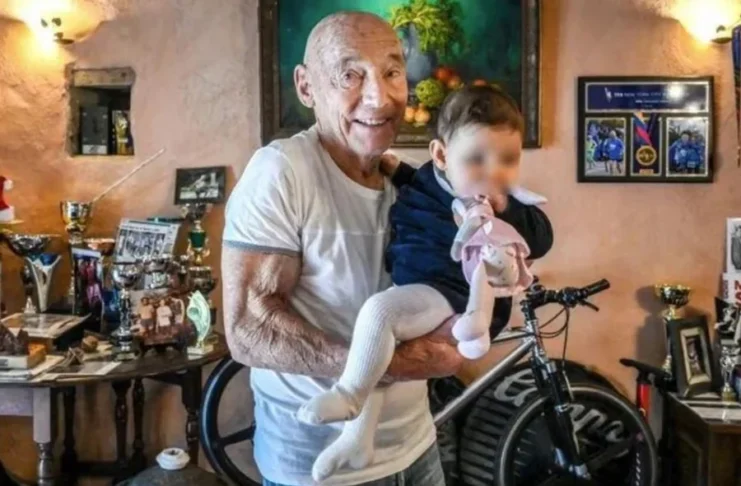 Aos 91, homem tem 7ª filha com esposa de 39 anos