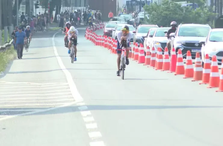 Atleta passa mal e morre durante prova do Ironman