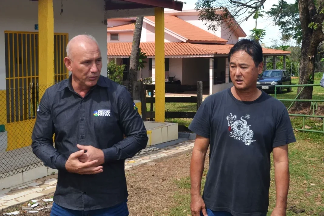 Ezequiel Neiva apoia produção de mel em Colorado do Oeste