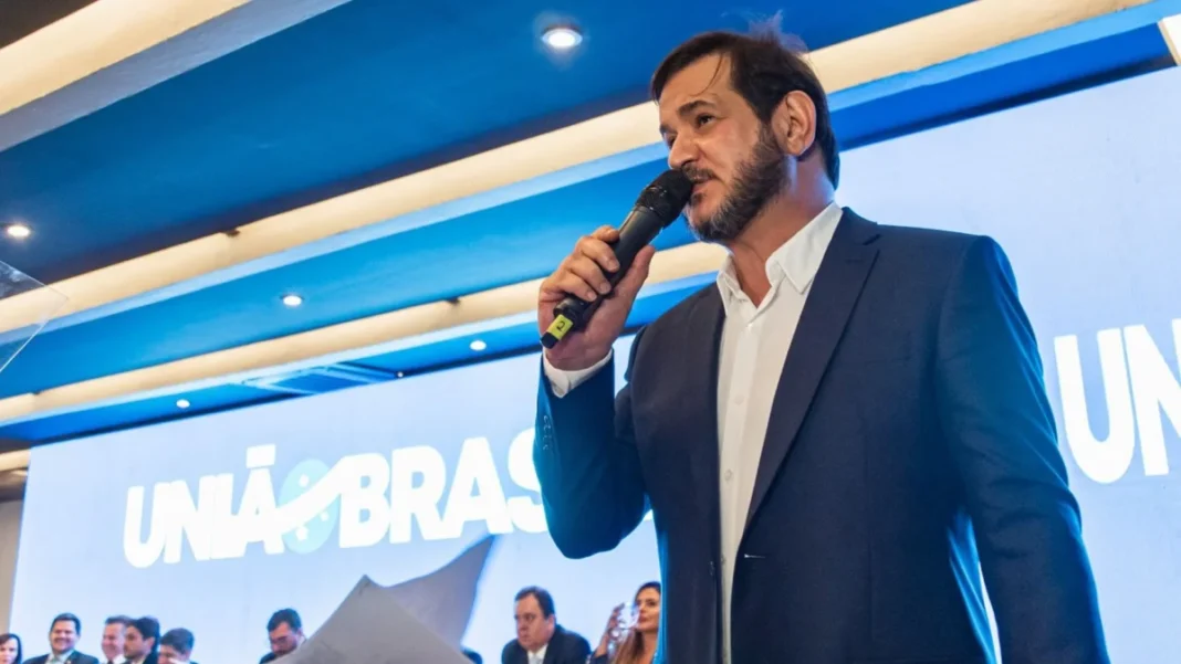 Presidente do União Brasil é ligado à máfia dos combustíveis