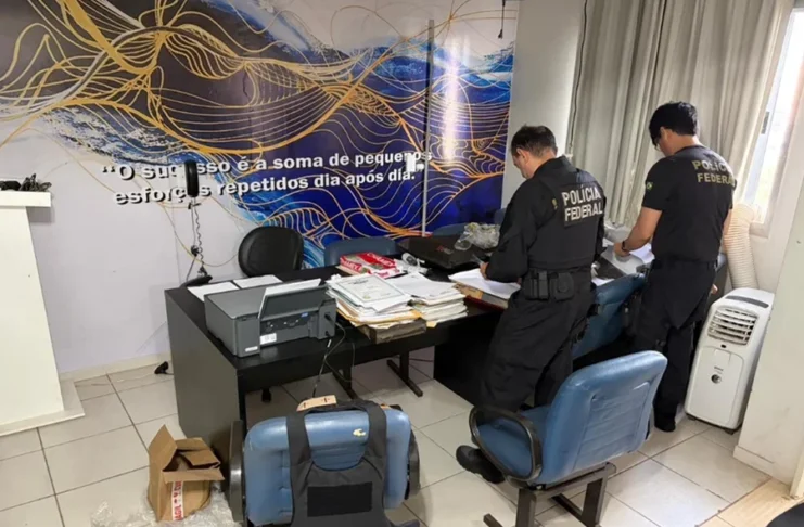 PF investiga diplomas falsos de mestrado e doutorado