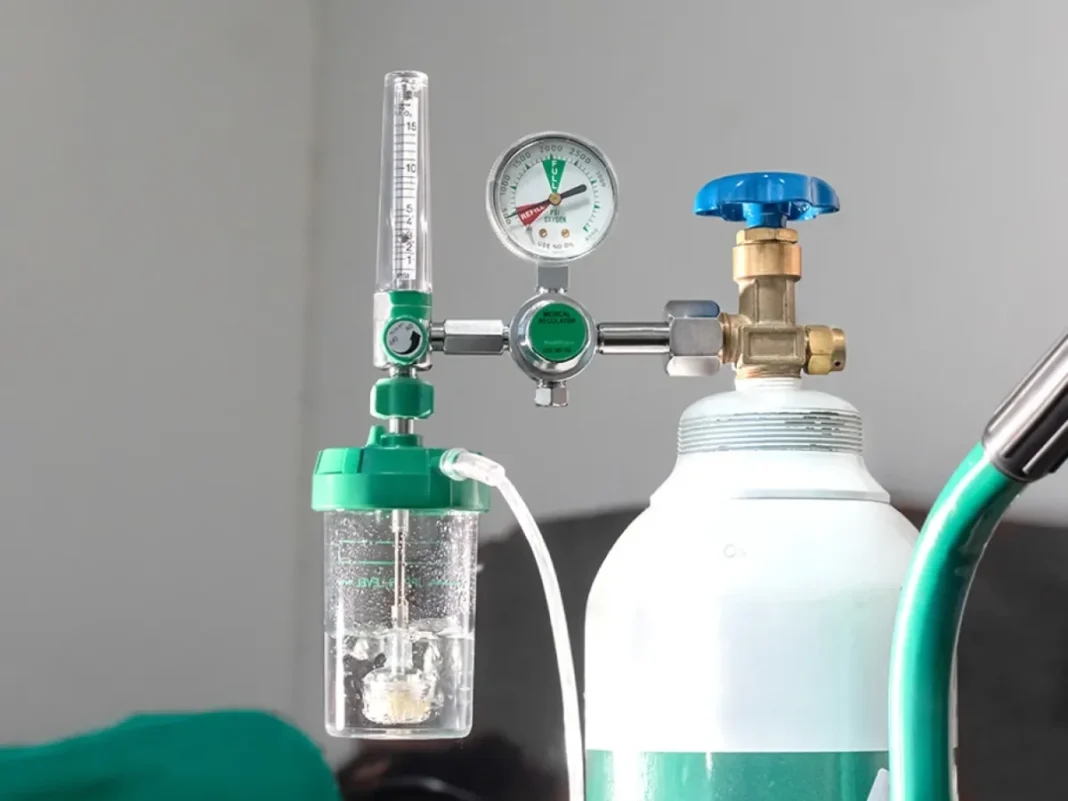 Servidor é preso por vender oxigênio de hospital em RO