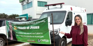 Cláudia de Jesus entrega ambulância em Cabixi