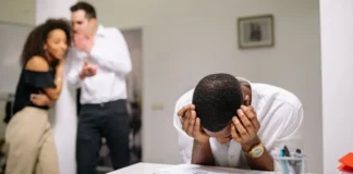 “Bumbum guloso”: empresa é processada por apelido vexatório