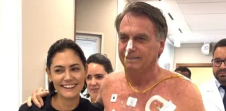 Vídeo flagra Bolsonaro andando normalmente