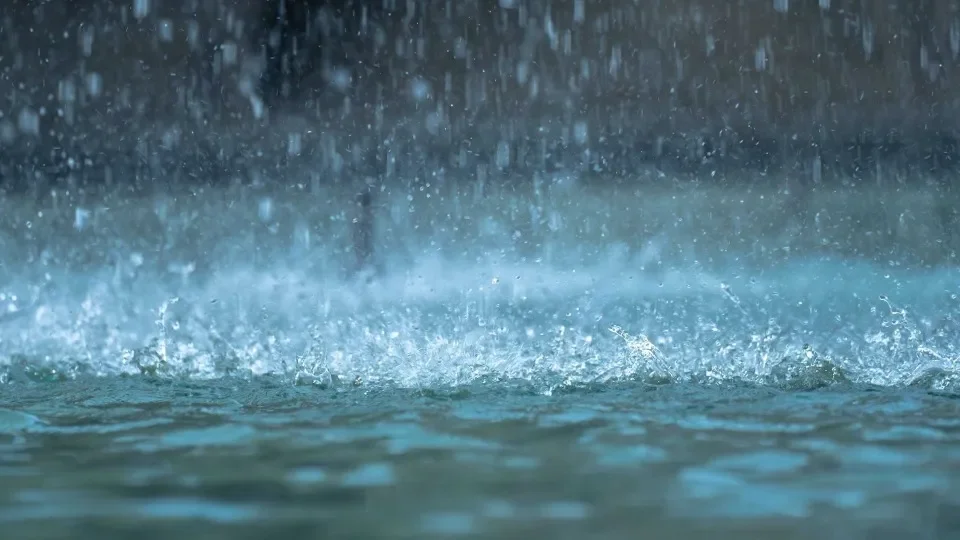 Quarta-feira com pancadas de chuva e trovoadas em RO