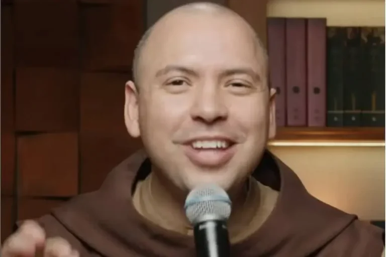 Em sermão, Frei Gilson defende submissão feminina