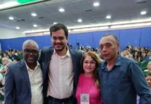 Pré-candidatos do PSOL são apresentados em congresso de educação