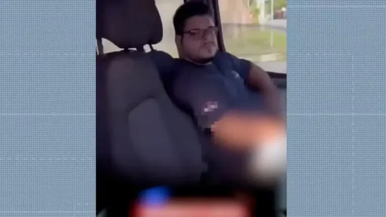 Mulher é perseguida por homem se masturbando em carro
