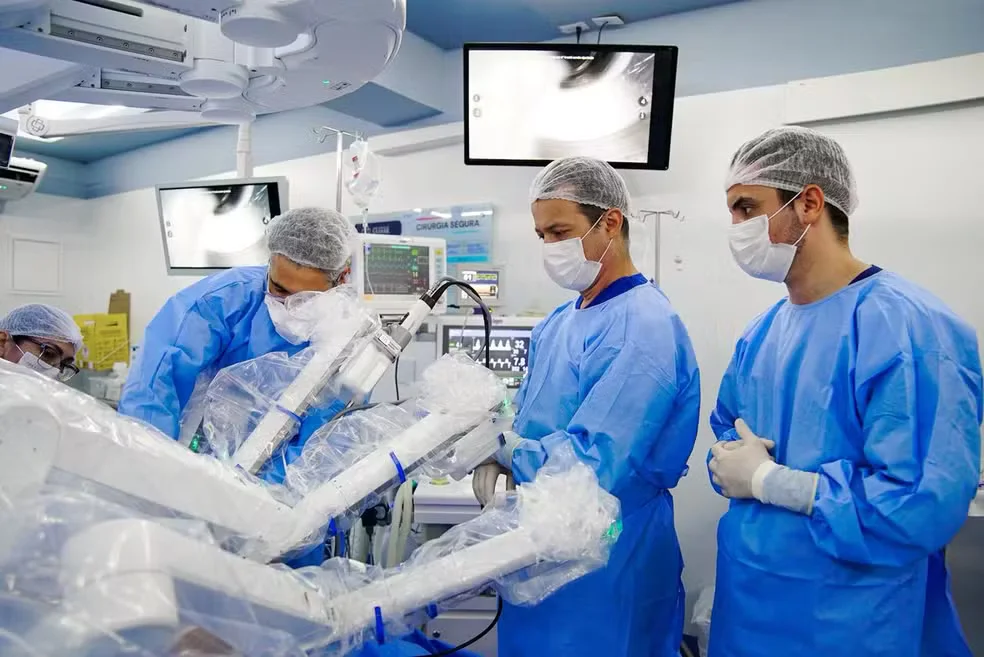 Cirurgia de próstata inédita é feita em RO
